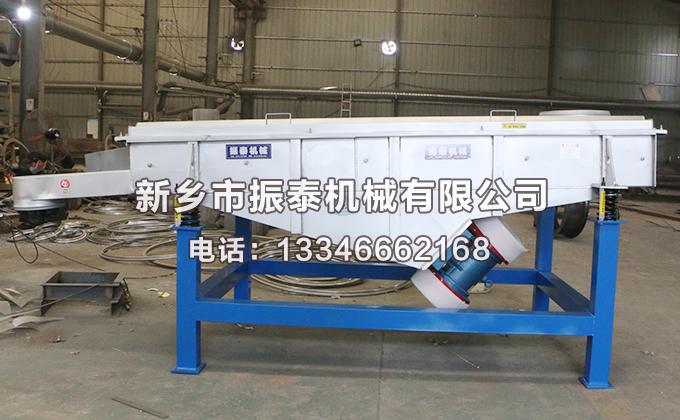 電解質(zhì)破碎料直線振動篩價格多錢一臺？