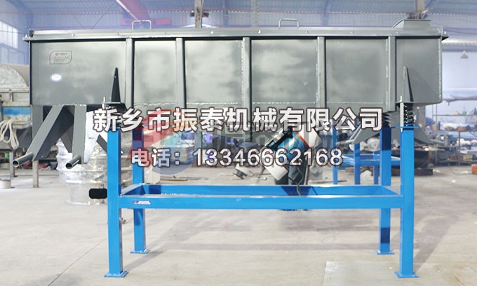 525電解質(zhì)破碎料直線振動(dòng)篩